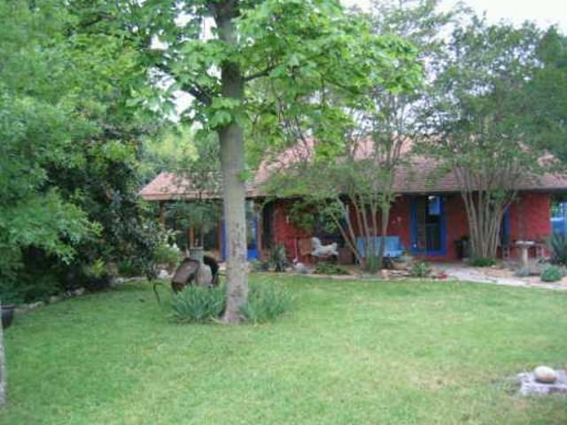 2300 Thornton RD
