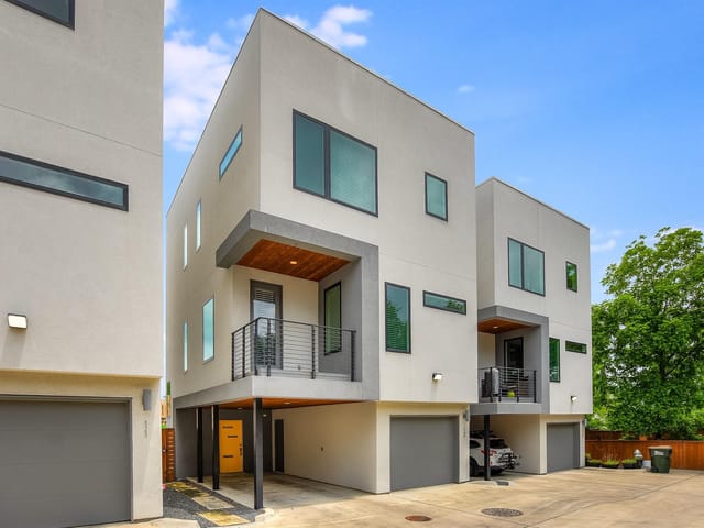 2301 Bluebonnet Ln Unit #12