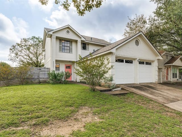 2301 Claudia June Ave
