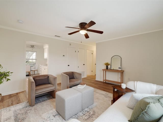 2301 Lawnmont Ave Unit #2