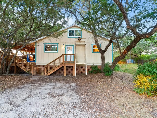 2301 Lone Star RD