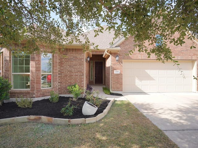 2301 Yaupon Range DR