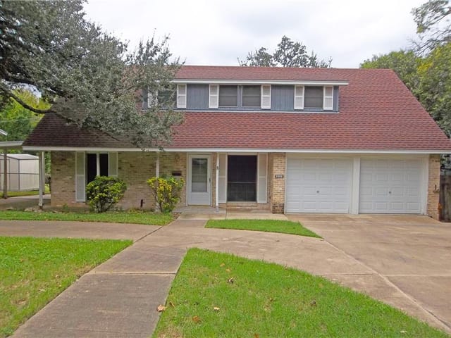 2302 Alta Vista Ave