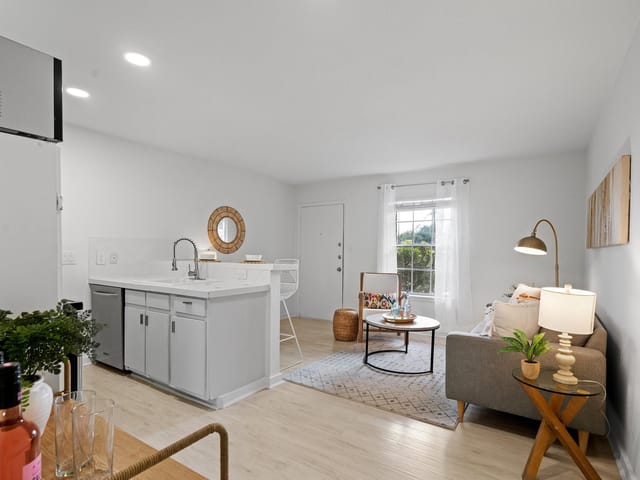 2302 East Side Dr Unit #19