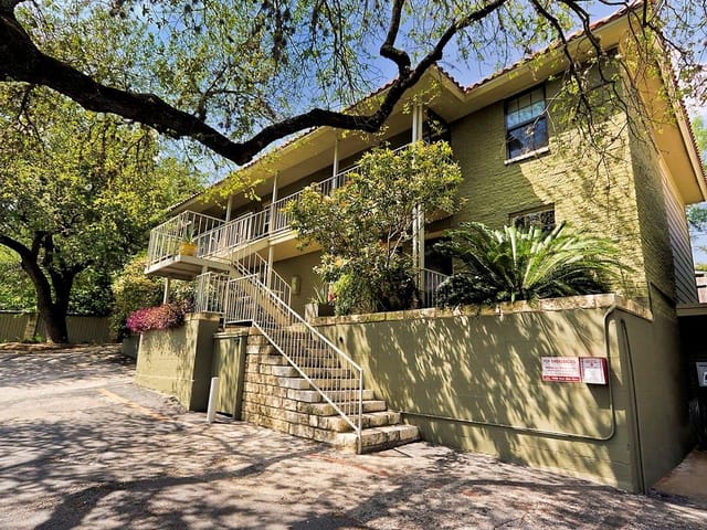 2302 East Side Dr Unit #25
