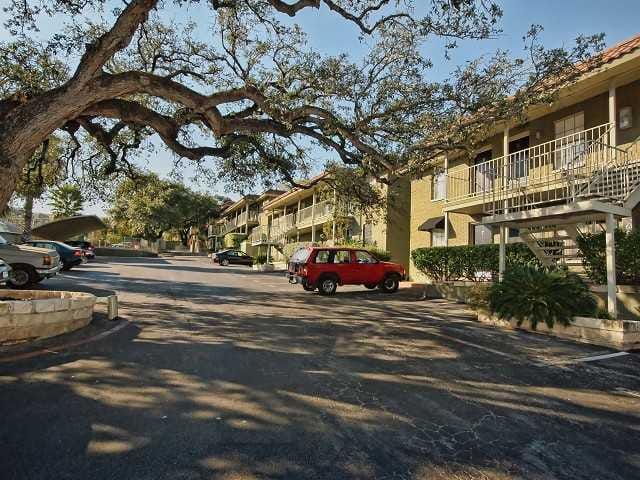 2302 Eastside DR Unit #8