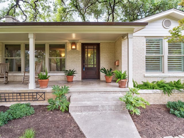 2302 Greenlee Dr