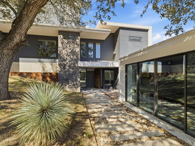 2302 Rain Water DR