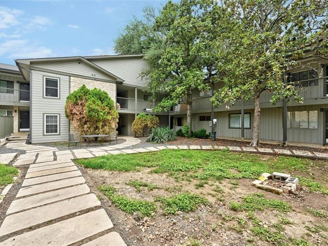 2303 EastSide DR Unit #214