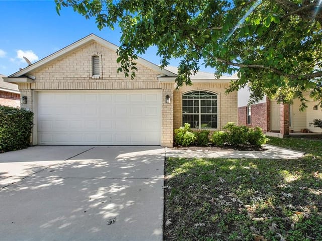 2303 Jesse Owens Dr