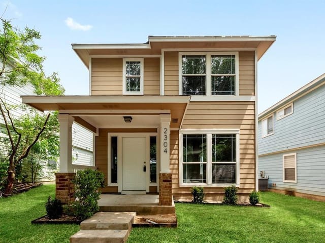 2304 Melissa Oaks LN