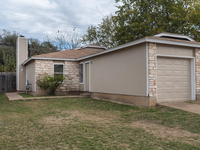 2304 Rachael CT Unit #A