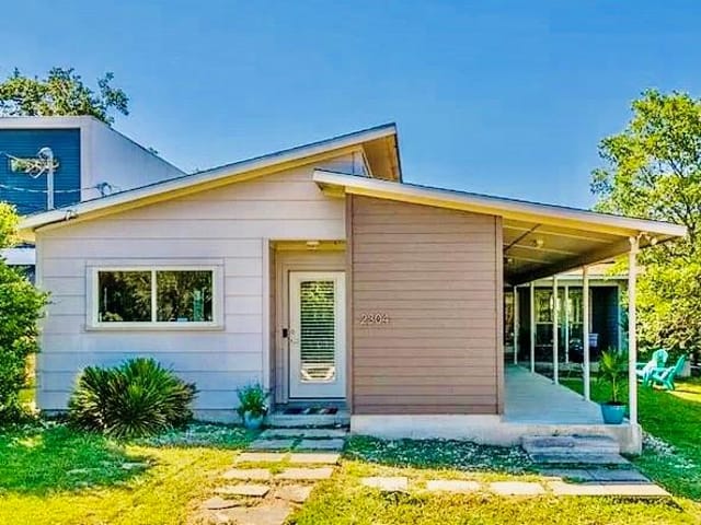 2304 Rain Water Dr