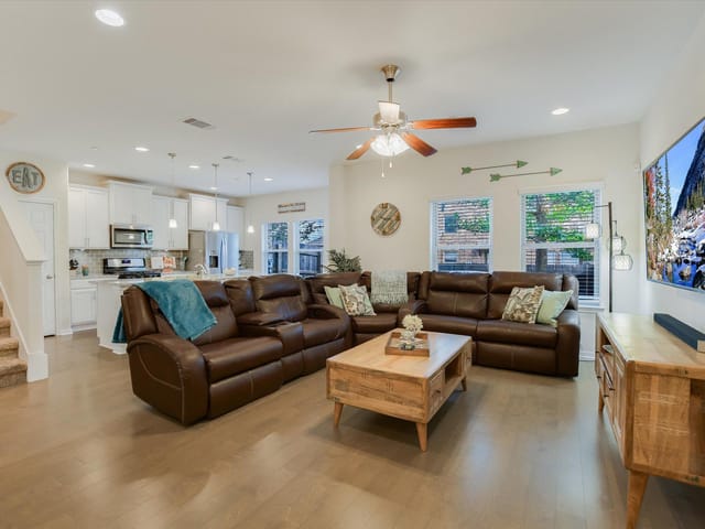2304 S Lakeline BLVD Unit #262