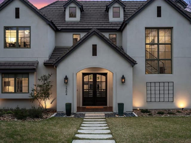 2304 Sunny Slope Dr