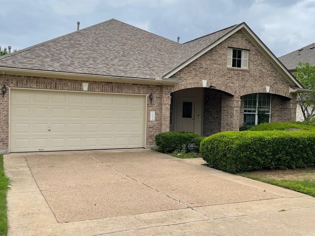 2305 Amen Corner RD