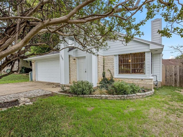 2305 Waterway Cv
