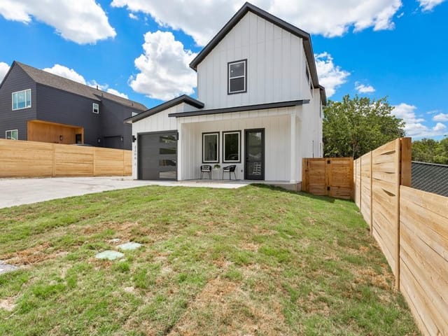 2306 Maxwell Ln Unit #1