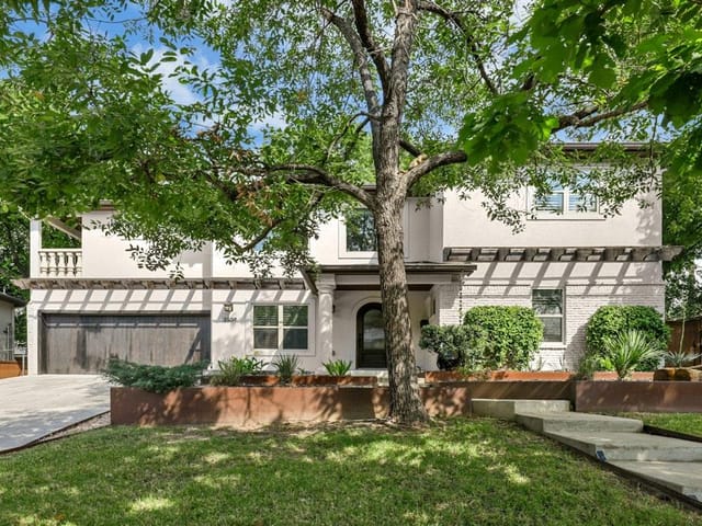 2307 Alta Vista Ave