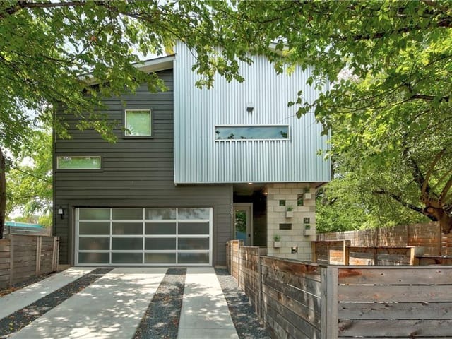 2307 E 2nd St Unit #A