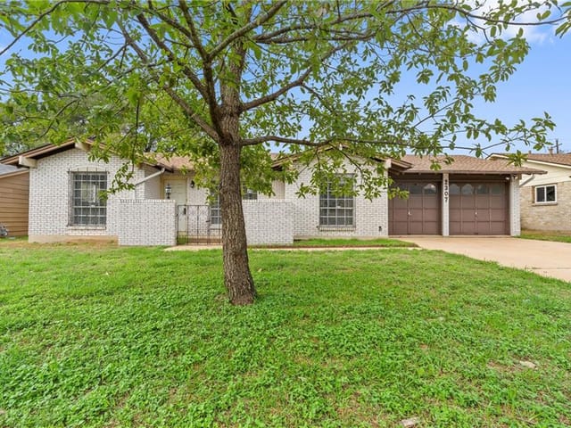2307 Southern Oaks Dr