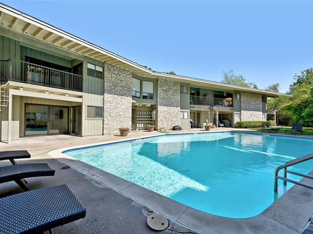 2308 Enfield RD Unit #103