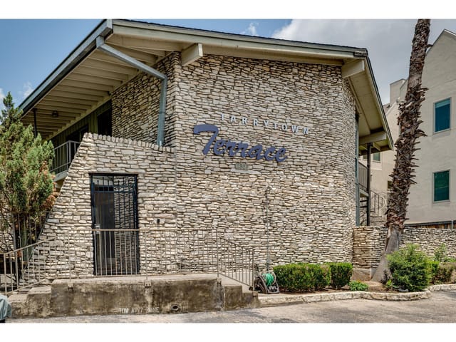2308 Enfield RD Unit #205