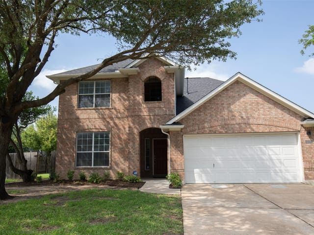 2308 Lou John St