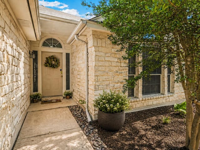 2308 Macaw DR