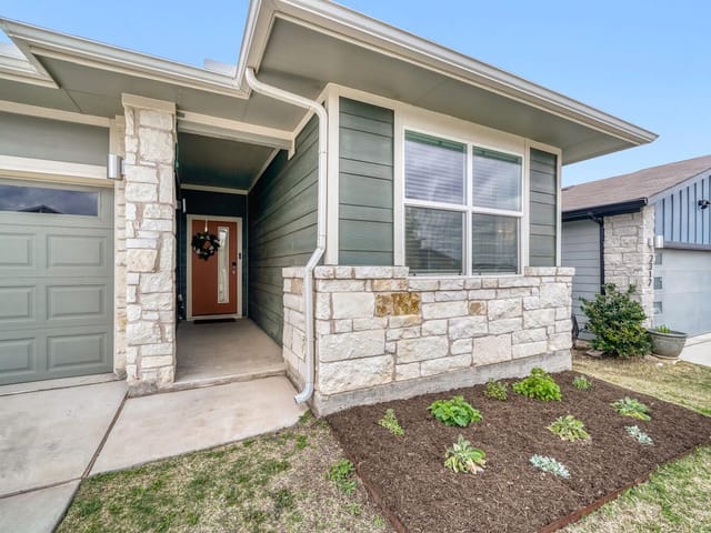 2308 Ranier Ct