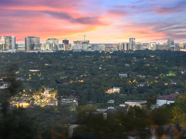 2309 Camino Alto