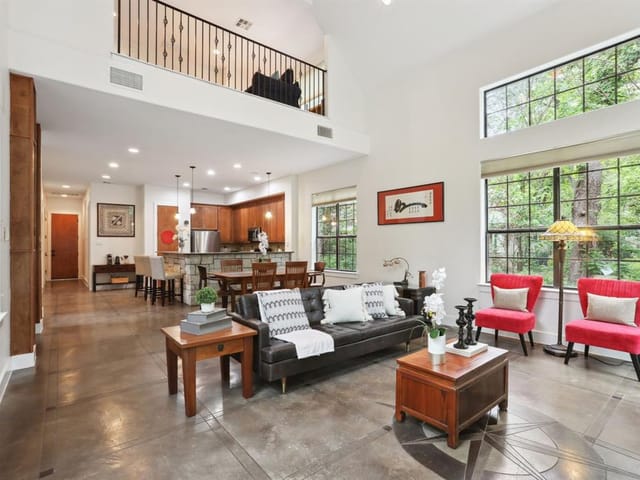 2309 Kinney Rd