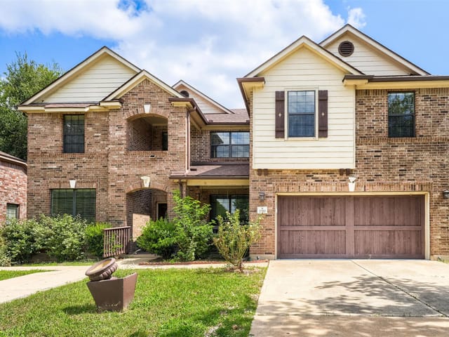 2310 McKendrick DR