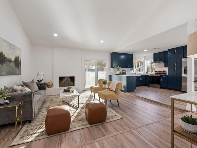 2311 Sheri Oak Ln