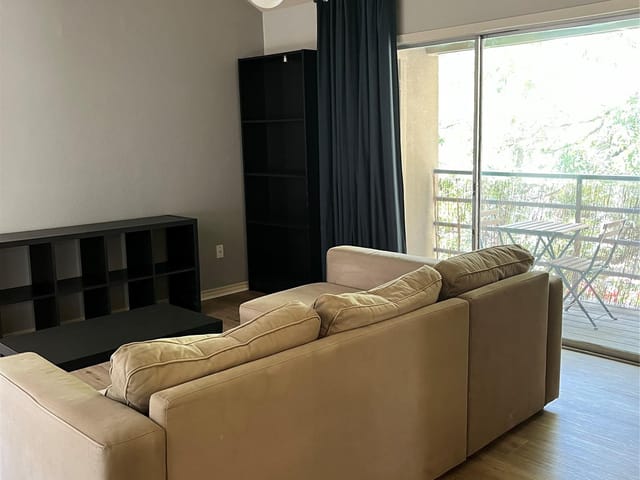 2311 W Nueces ST Unit #301