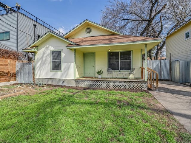2316 Santa Rita St