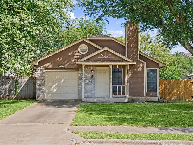 2317 Claudia June Ave