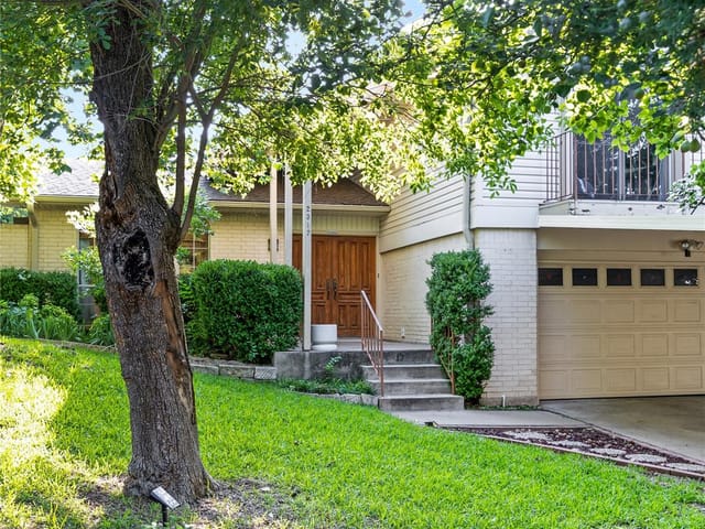 2317 Farnswood Cir