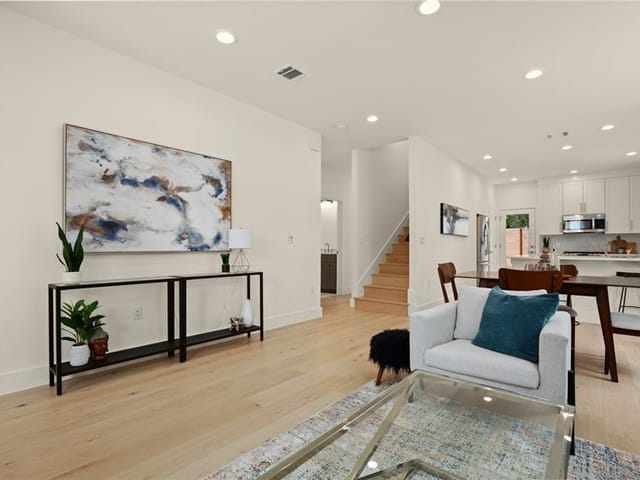 2317 Santa Rita St