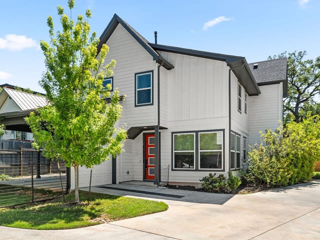 232 Lessin LN Unit #B