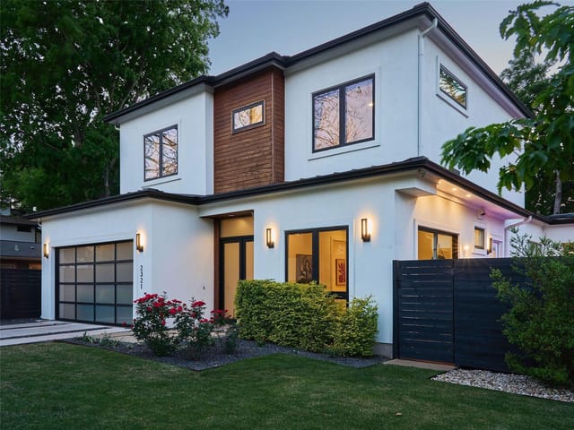2321 Westoak Dr