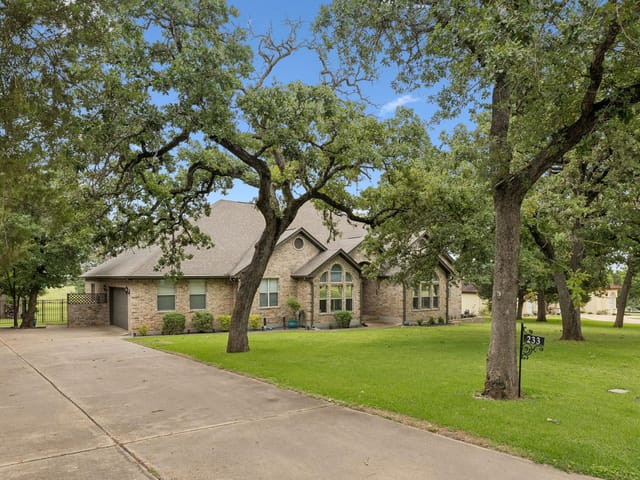 233 Colovista PKWY