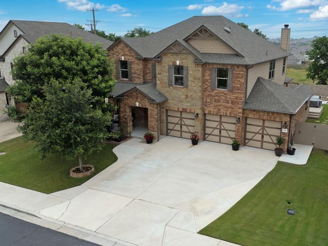 233 Culebra Dr