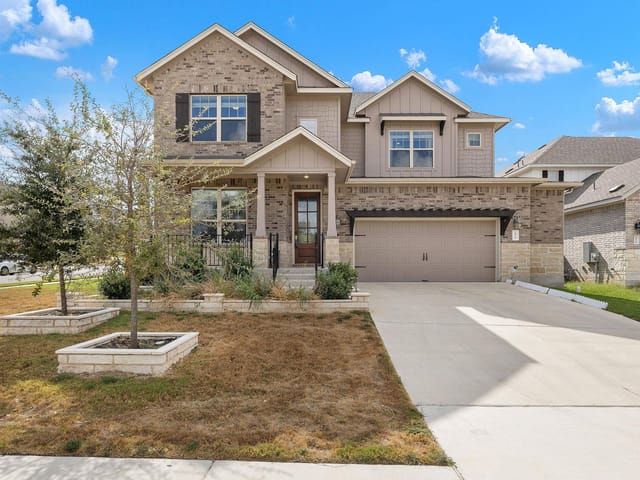 2332 Lost Woods BND
