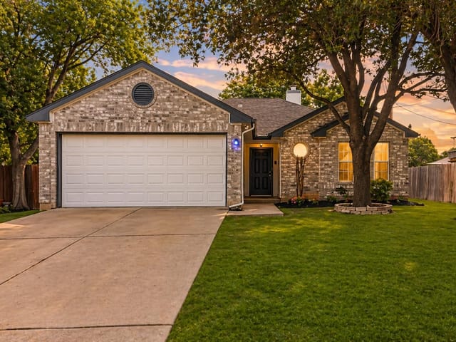 2343 Wright CIR