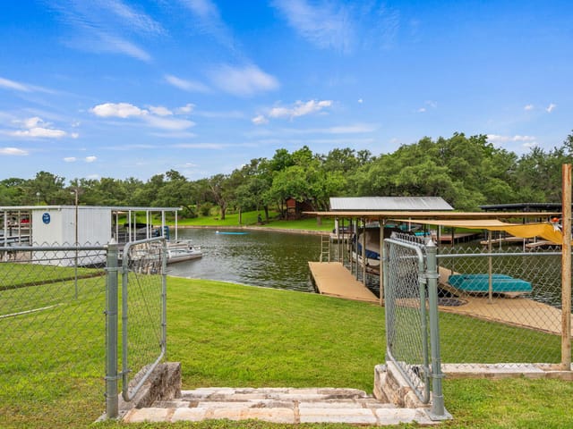 2350 Wisteria DR