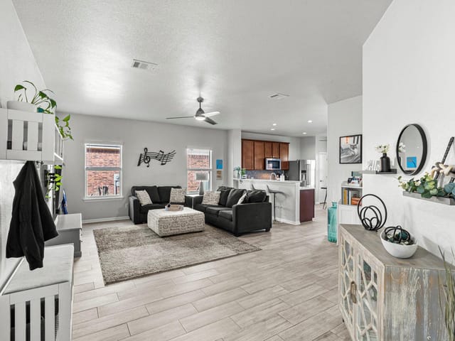 238 Wells BND