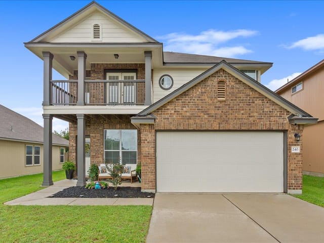 240 Foster LN