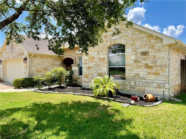 240 Harris Dr