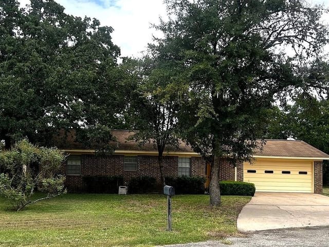 240 S Reed Cir